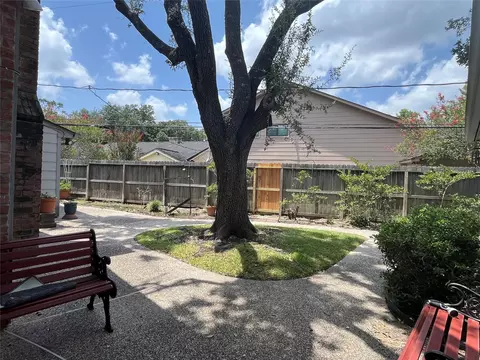 Exterior - 6806 Billingham Ct, Spring, TX 77379 photo 4 of 9