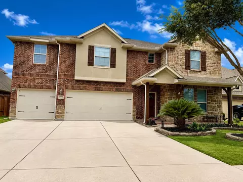 17919 Creek Bluff Ln, Cypress, TX 77433
