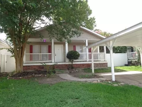 10015 Summerberry Ln, Tomball, TX 77375