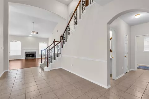 Entry Way - 3219 Legends Mist Dr, Spring, TX 77386 photo 2 of 4