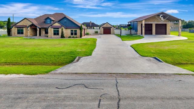 121 Spring Rdg, Victoria, TX 77904