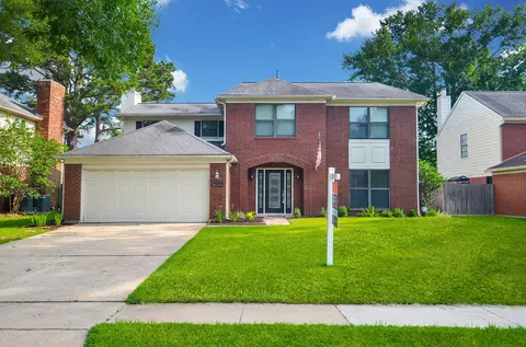 16526 Rainbow Lake Rd, Houston, TX 77095