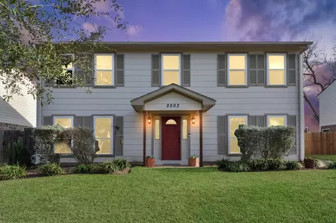 2503 Country Place Dr, Richmond, TX 77406