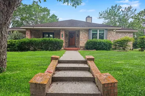 10819 Jaycreek Dr, Houston, TX 77070