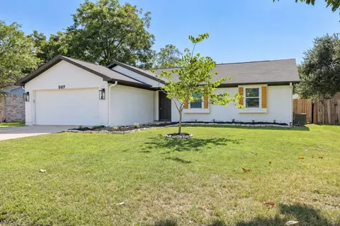 507 Land Grant Dr, Richmond, TX 77406
