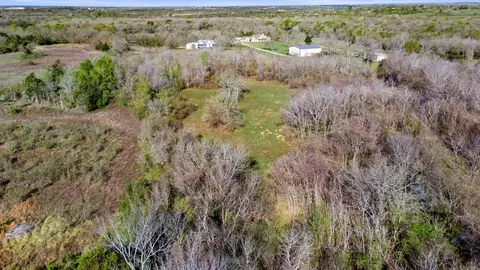 3979 Felder Rd, Washington, TX 77880