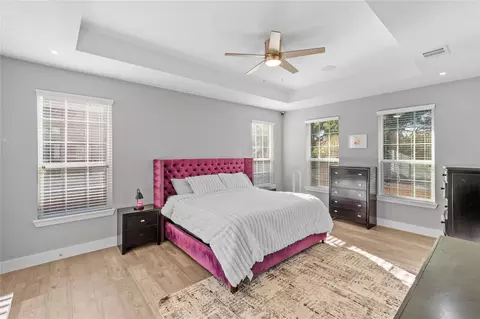 Bedroom - 6207 Graff Net Ct, Spring, TX 77379 photo 2 of 4