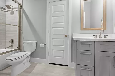 Bath - 6207 Graff Net Ct, Spring, TX 77379 photo 6 of 8