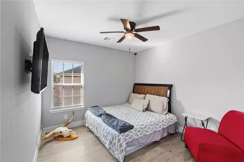 Bedroom - 6207 Graff Net Ct, Spring, TX 77379 photo 4 of 4