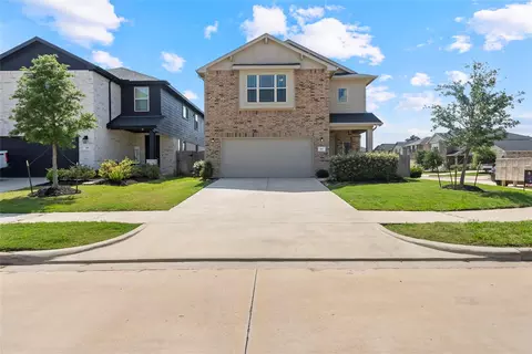 163 Lucky Manor Ln, La Porte, TX 77571