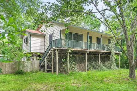 38 Woodbranch Dr, New Caney, TX 77357