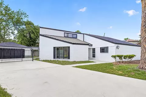 2335 Canyon Meadows Dr, Missouri City, TX 77489