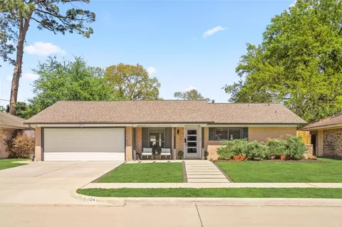 1154 Chamboard Ln, Houston, TX 77018