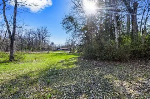 472 E Main St, Zavalla, TX 75980