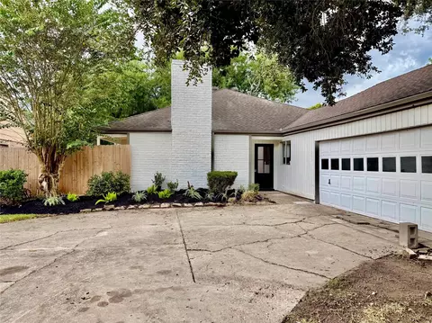 11415 Overbrook Ln, Houston, TX 77077