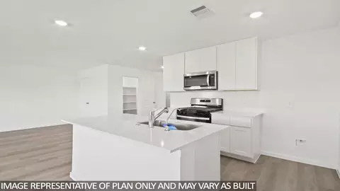 200 Golden Eagle Blvd, New Waverly, TX 77358