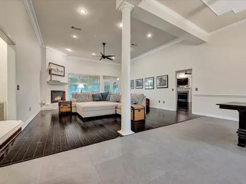 206 Cascade Ct, Lufkin, TX 75901