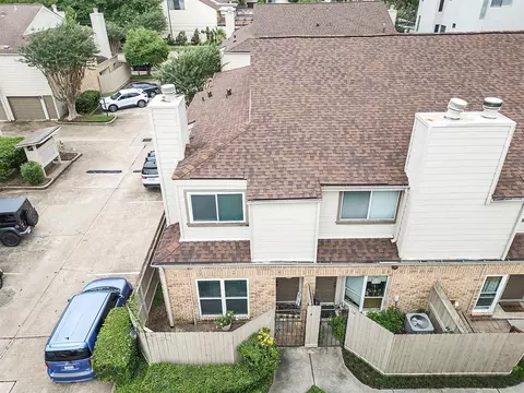 1829 Augusta Dr #10, Houston, TX 77057