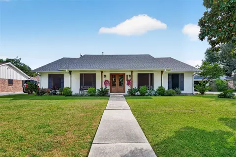 5109 Glenhaven Dr, Baytown, TX 77521