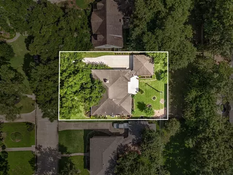 View/Area - 17407 Loring Ln, Spring, TX 77388 photo 2 of 8