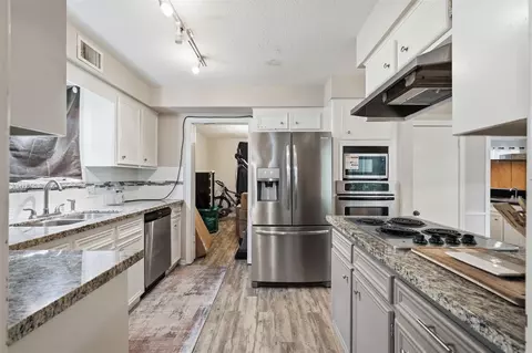 Kitchen - 25518 Long Hill Lane Ln, Spring, TX 77373 photo 1 of 3