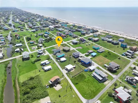 865 S Crystal Beach Rd, Crystal Beach, TX 77650