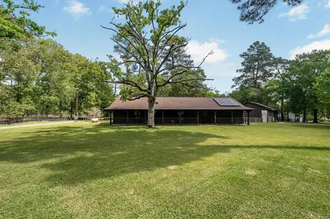 12049 Clark Ln, Conroe, TX 77385