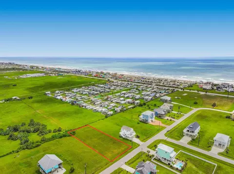 18051 Shaman Dr, Galveston, TX 77554