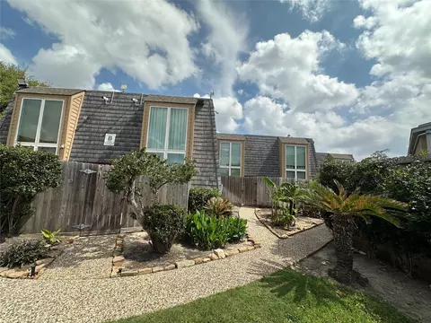 16120 Stuebner Airline Rd #202, Spring, TX 77379