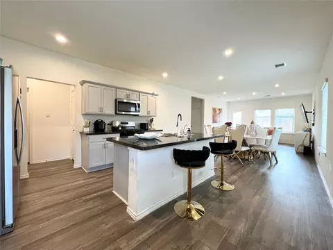 Kitchen - 5226 Castlebury Meadows Dr, Spring, TX 77373 photo 1 of 3