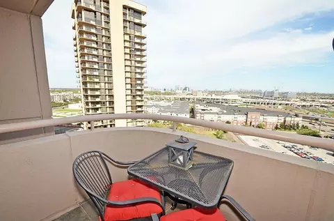 3525 Sage Rd #1708, Houston, TX 77056