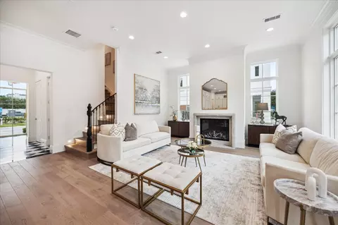 7 Wentworth Gate Path, Houston, TX 77027