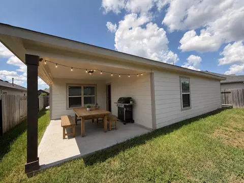 Exterior - 2028 Cedar Tree Ct, Conroe, TX 77301 photo 2 of 2