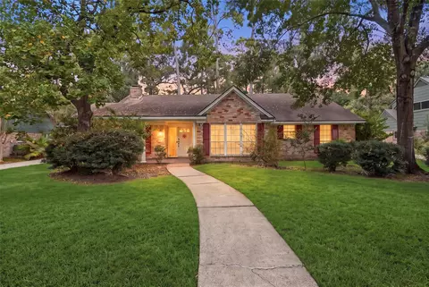 2119 Thousand Pines Dr, Kingwood, TX 77339