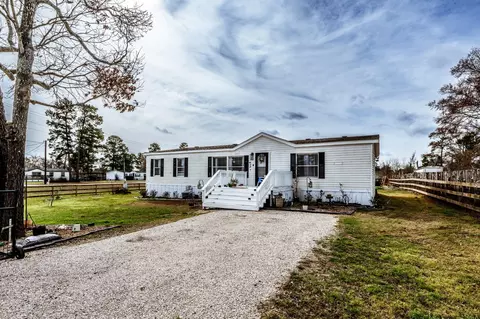 1 Jacob St, Huntsville, TX 77320