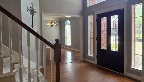 Entry Way - 6614 Ambercrest Dr, Spring, TX 77389 photo 2 of 7