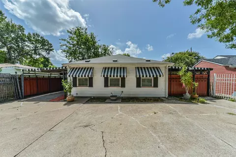 8064 Milredge St, Houston, TX 77017