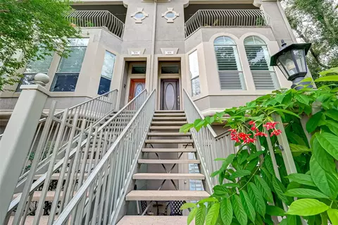 106 Detering St, Houston, TX 77007