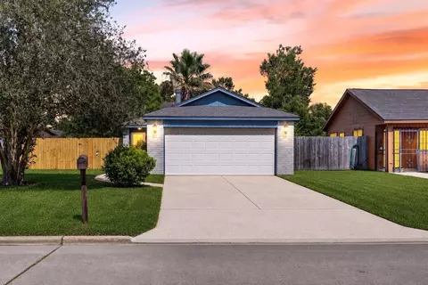 8618 Van Hut Ln, Houston, TX 77044