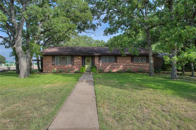 418 Tee Dr, Bryan, TX 77801 photo 1