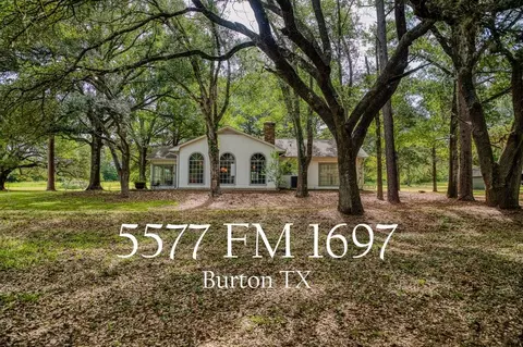 5577 Fm 1697, Carmine, TX 78932