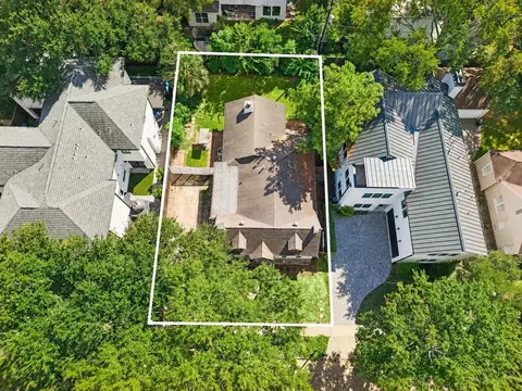 3117 Albans Rd, West University Place, TX 77005