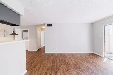 2750 Holly Hall St #1216, Houston, TX 77054