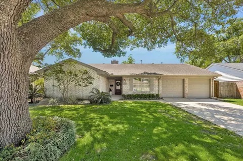14131 Barryknoll Ln, Houston, TX 77079