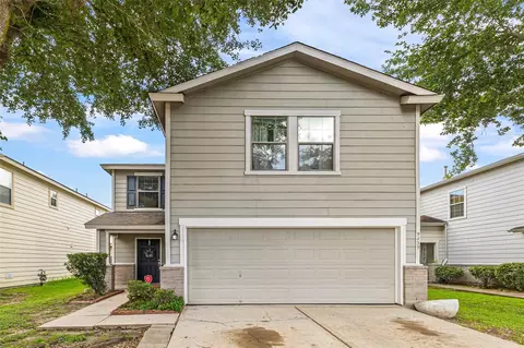 9439 Gnarled Chestnut Ct, Houston, TX 77075