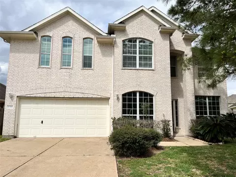 11333 Easton Springs Dr, Pearland, TX 77584