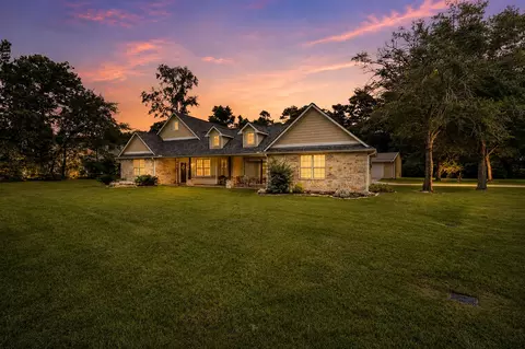 107 Ebner Lake Front Dr, Montgomery, TX 77316