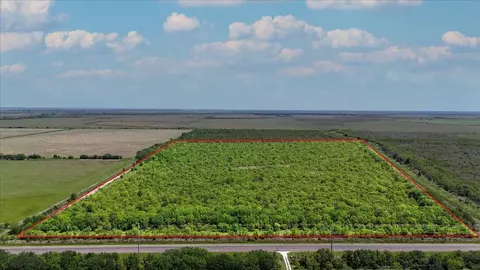 0000 Hwy 124, Stowell, TX 77661