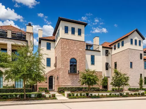 7546 Awty School Ln, Houston, TX 77055
