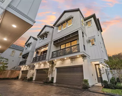 4024 Blossom St, Houston, TX 77007